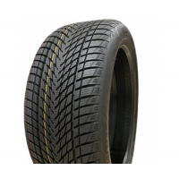 Goodyear UltraGrip Performance 3 245/45 R20 103V XL